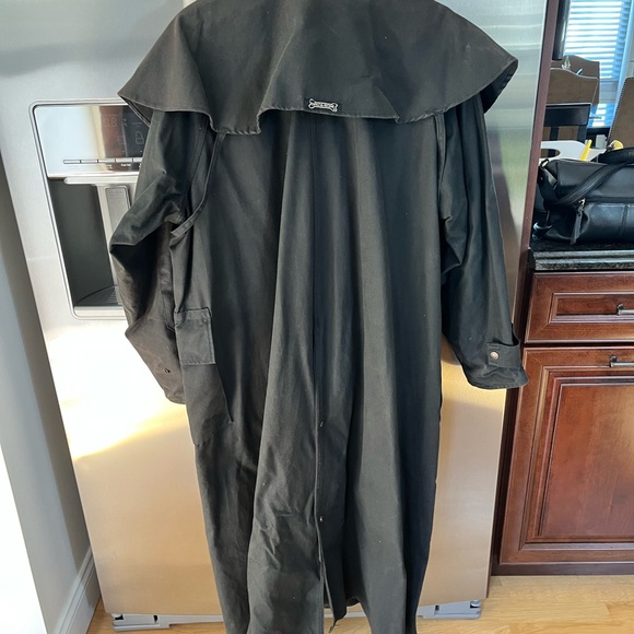 Black Long Raincoat - Picture 5 of 10